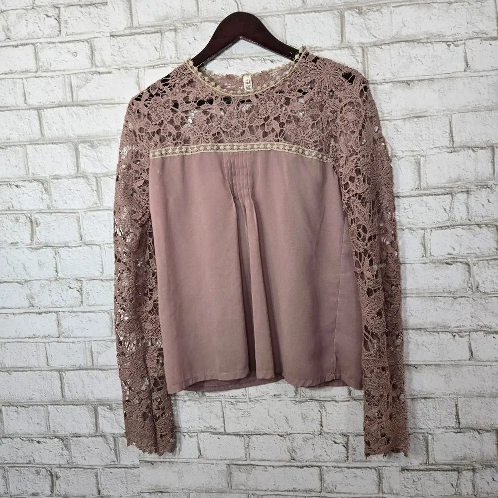 Cute lace top light brown blouse